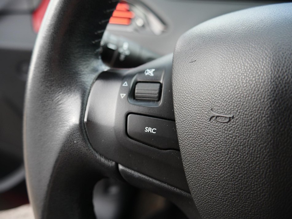 Peugeot 208 1.4 HDi 