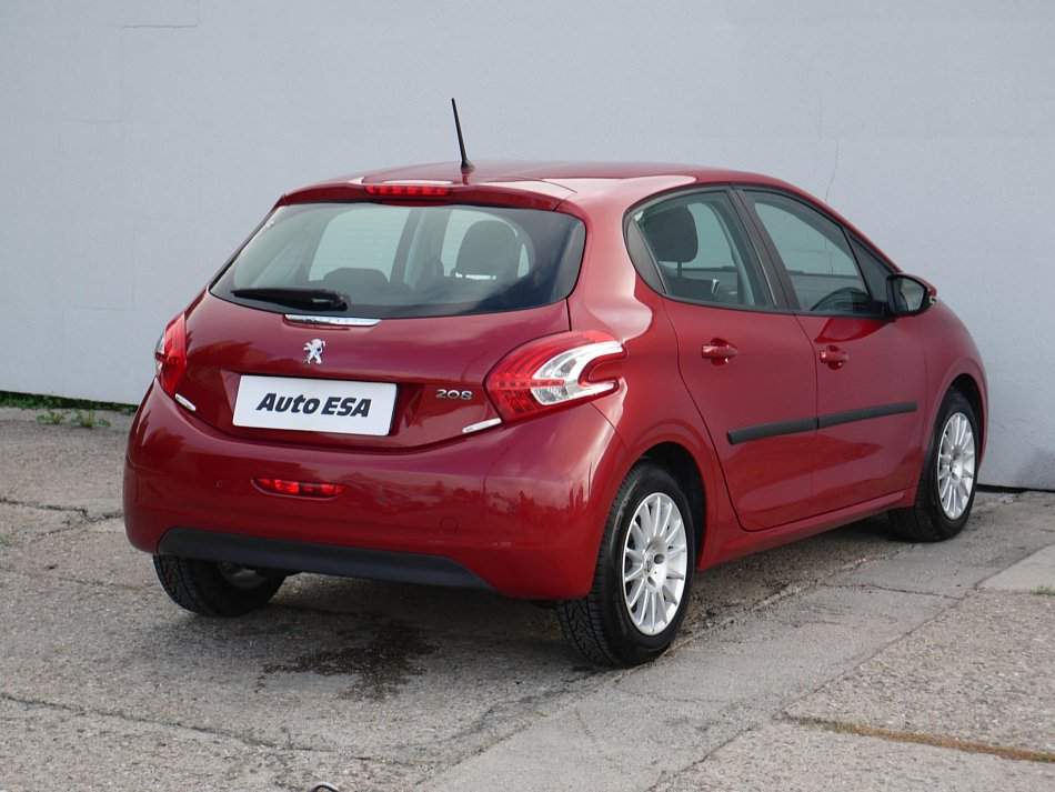 Peugeot 208 1.4 HDi 