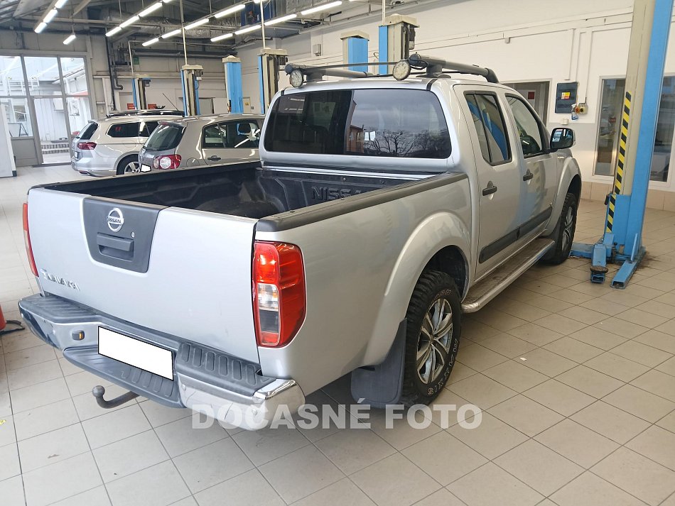 Nissan Navara 3.0 D 