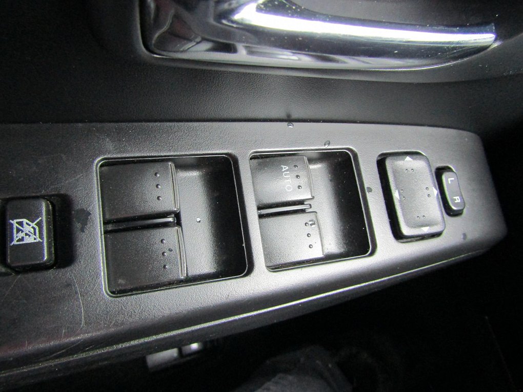 Mazda 5 2.0i  7míst