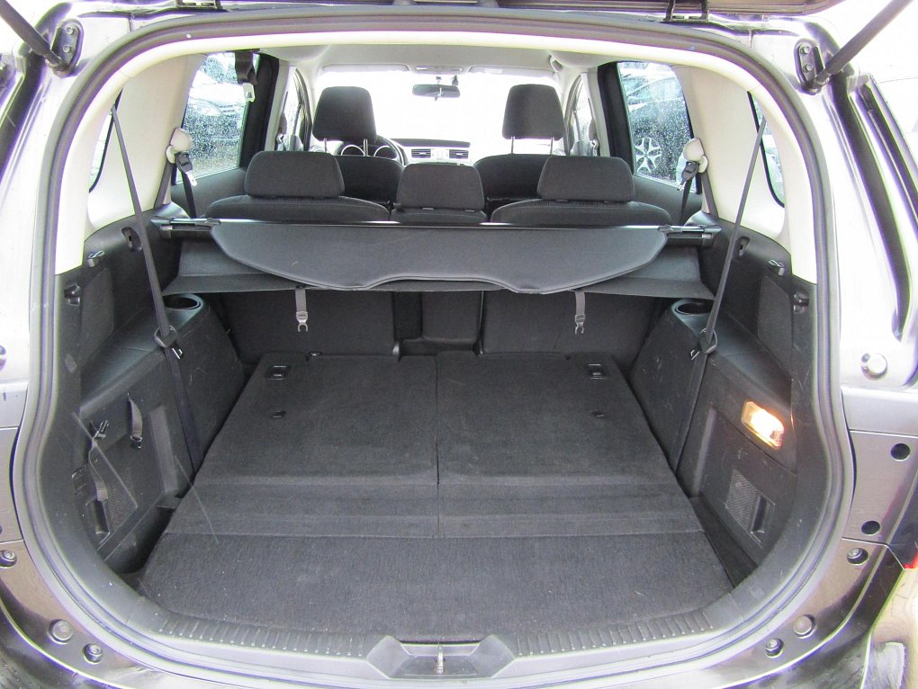 Mazda 5 2.0i  7míst