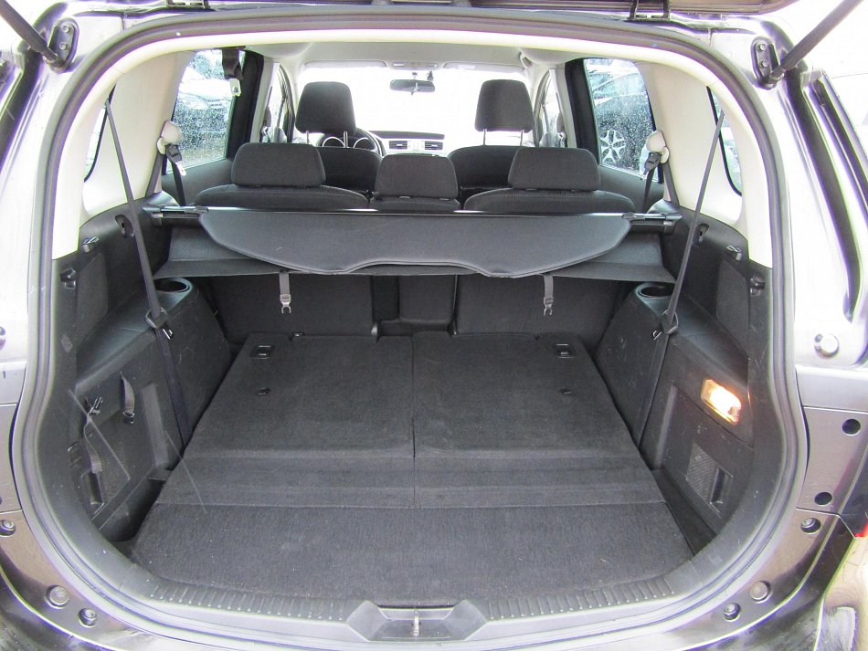 Mazda 5 2.0i  7míst