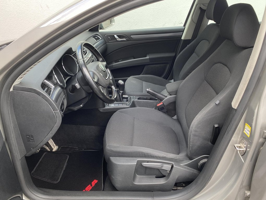 Škoda Superb II 2.0 TDi 