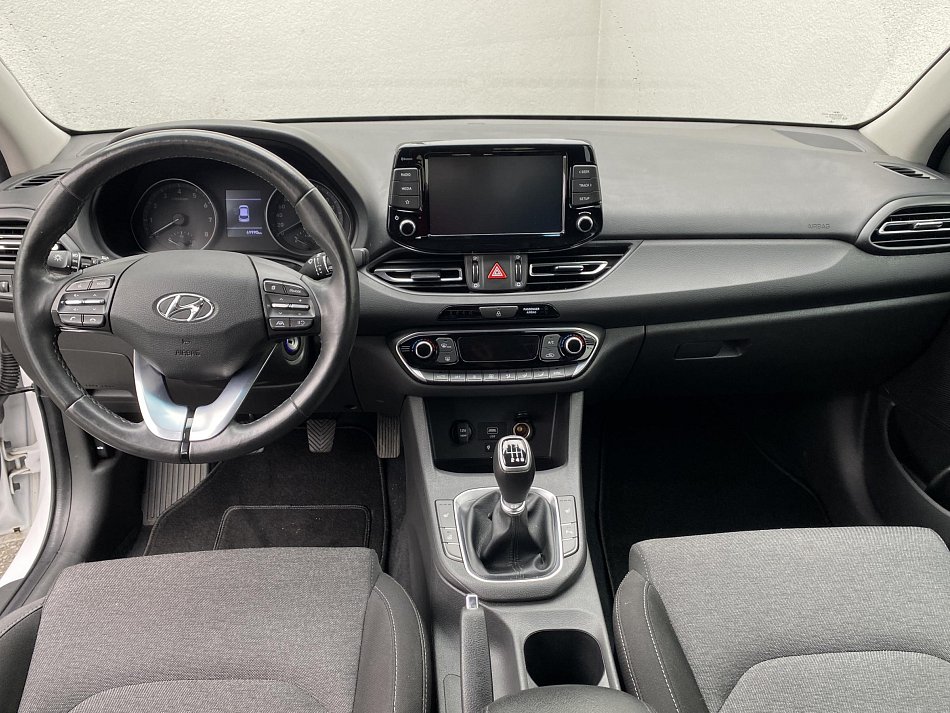 Hyundai I30 1.5 DPi Smart