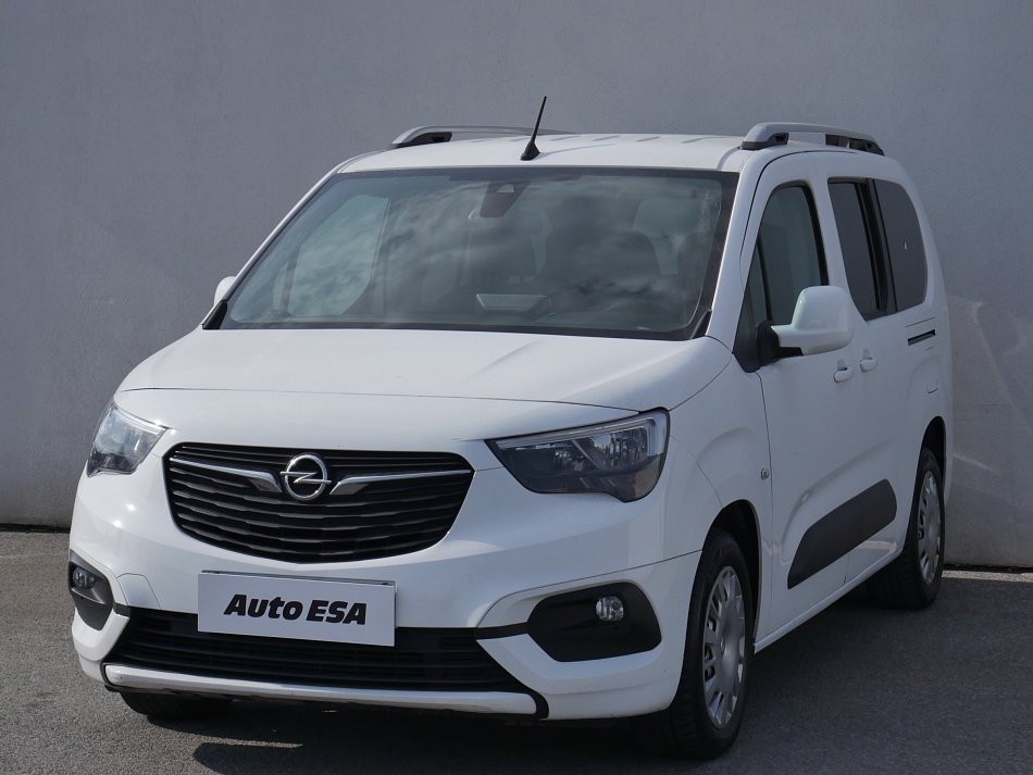 Opel Combo 1.5CDTi  MAXi XL 7míst