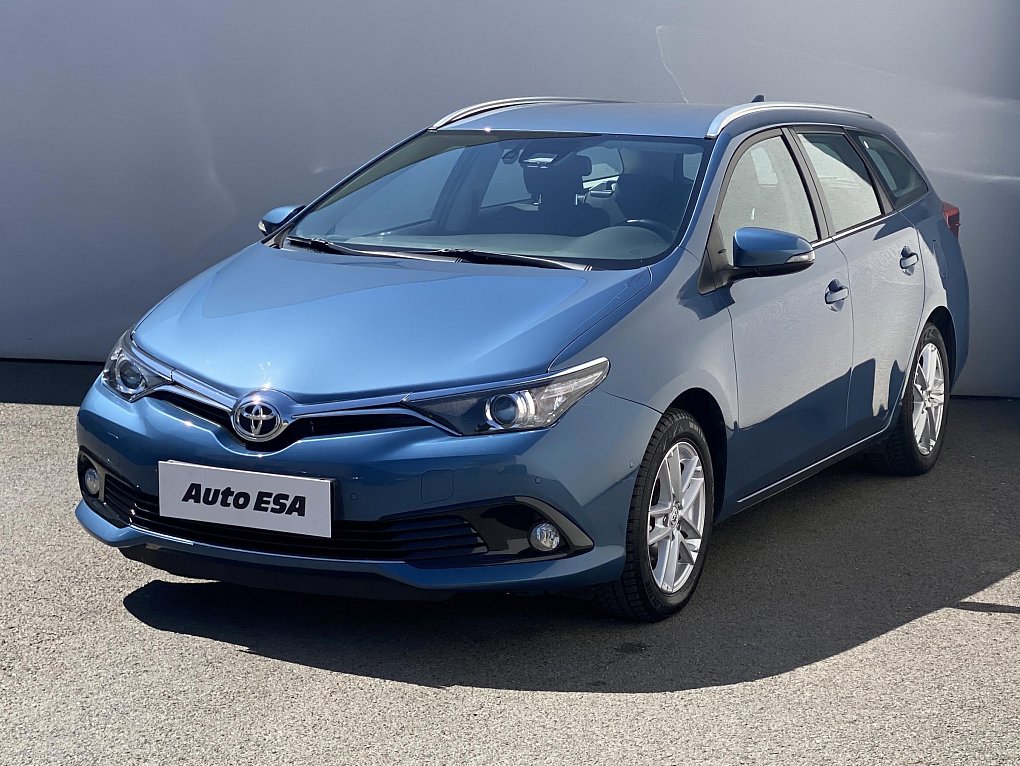 Toyota Auris 1.6i Trend