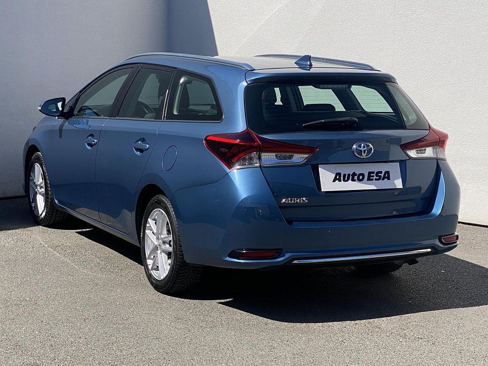 Toyota Auris 1.6i Trend