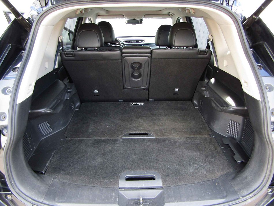 Nissan X-Trail 1.6dCi  4x4