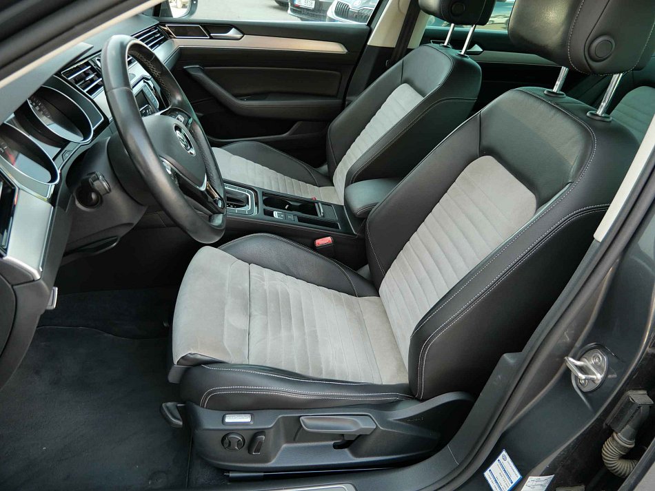 Volkswagen Passat 2.0 TDi Highline