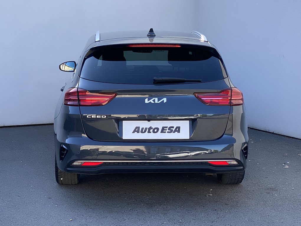 Kia Ceed 1.5 T-GDi TOP SW