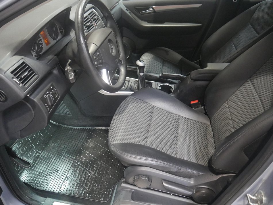 Mercedes-Benz Třída B 2.0CDi  180