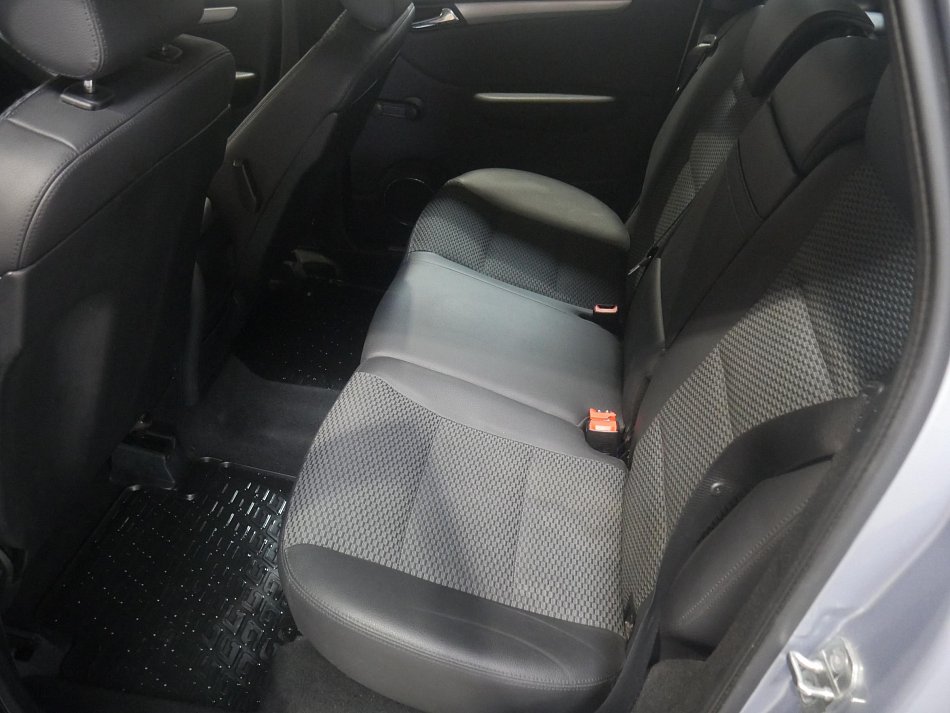 Mercedes-Benz Třída B 2.0CDi  180