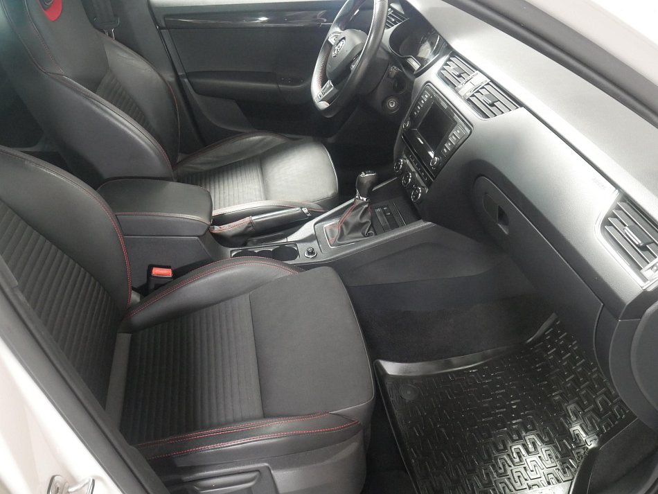 Škoda Octavia III 2.0 TDi 