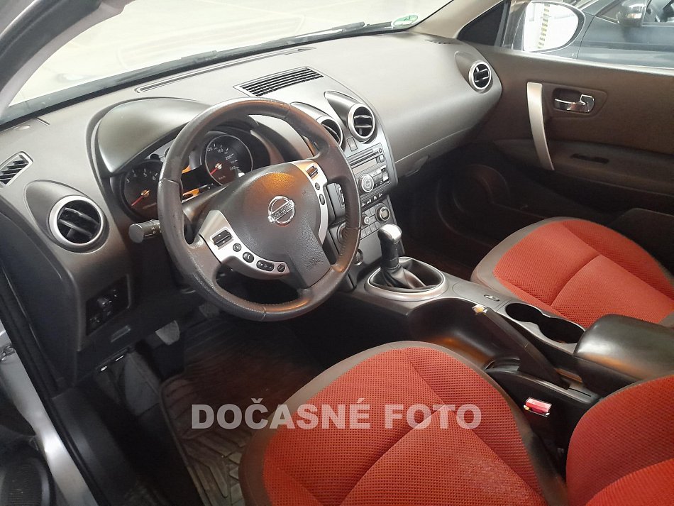 Nissan Qashqai 1.6 i 