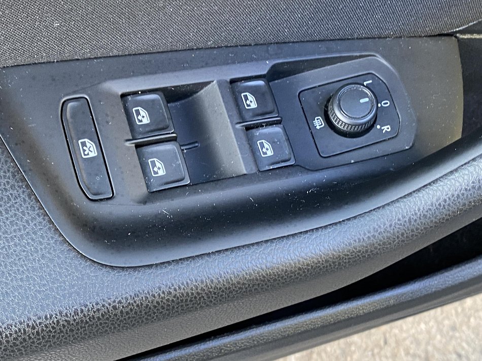 Volkswagen Passat 2.0 TDi 