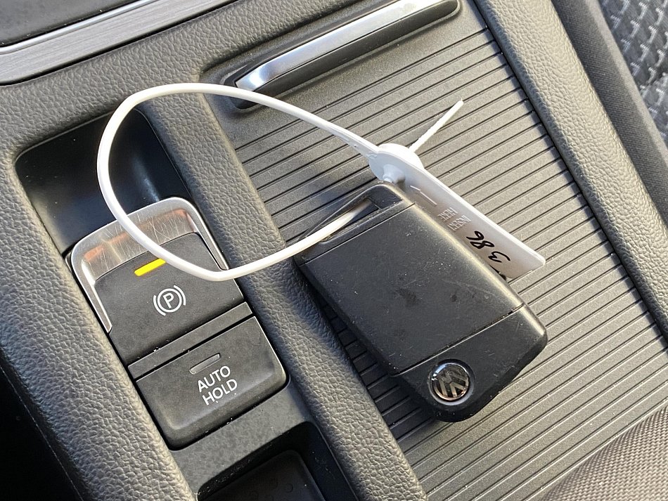 Volkswagen Passat 2.0 TDi 