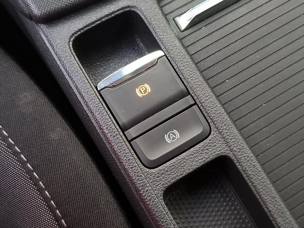 Škoda Octavia IV 2.0 TDi 