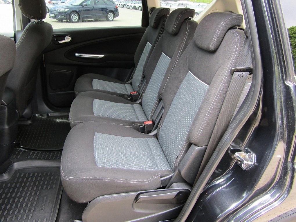 Ford S-MAX 2.0 TDCi  7míst