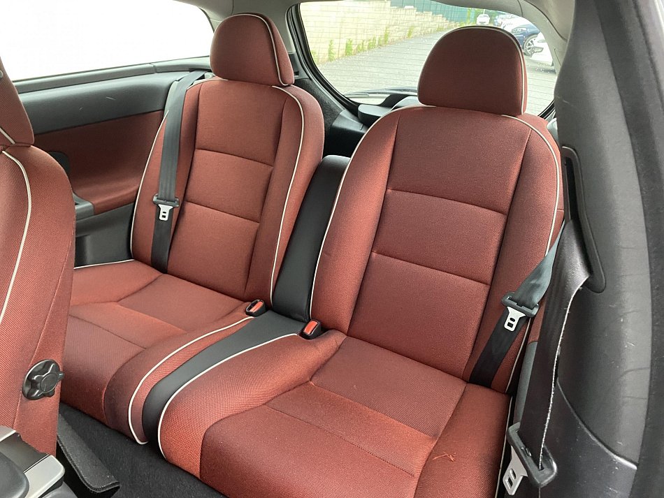 Volvo C30 1.6D 