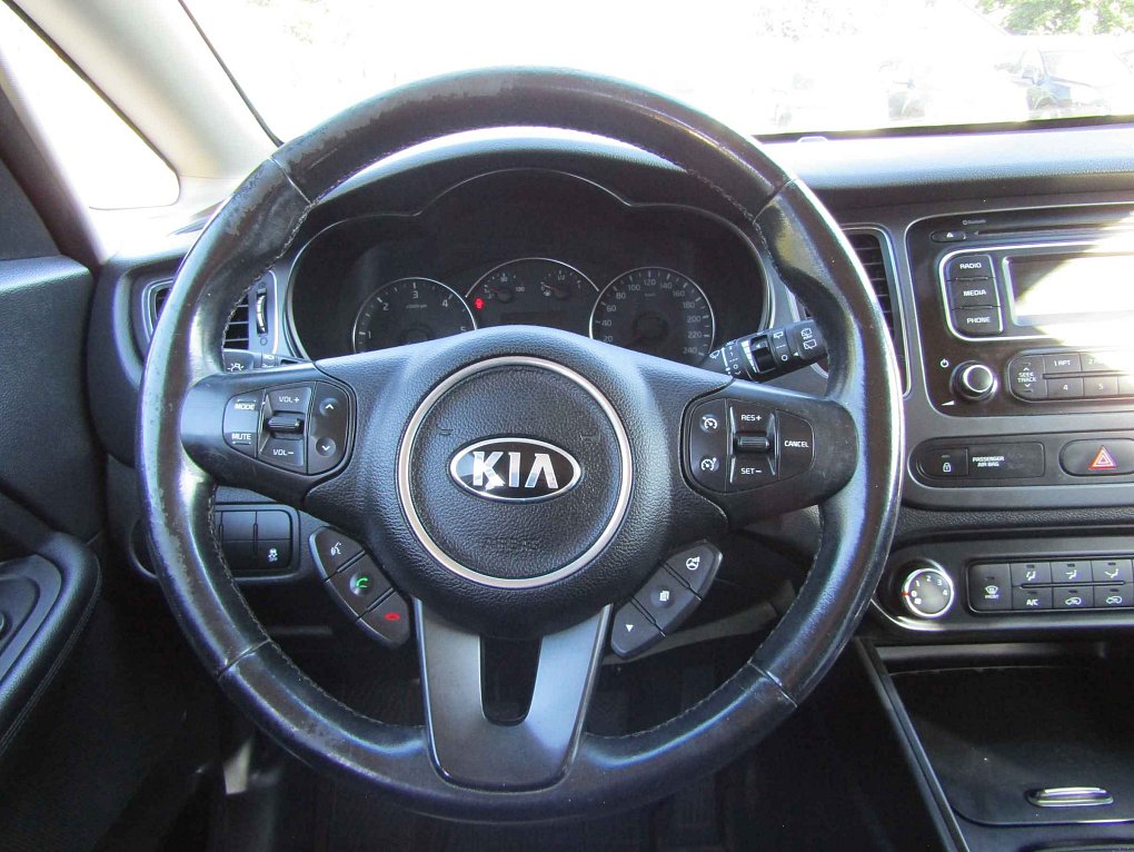 Kia Carens 1.7 CRDi 