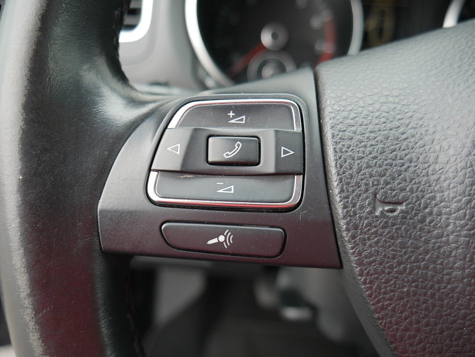 Volkswagen Golf 1.4 TSi 