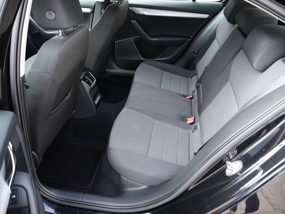Škoda Octavia III 1.6 TDi Ambition