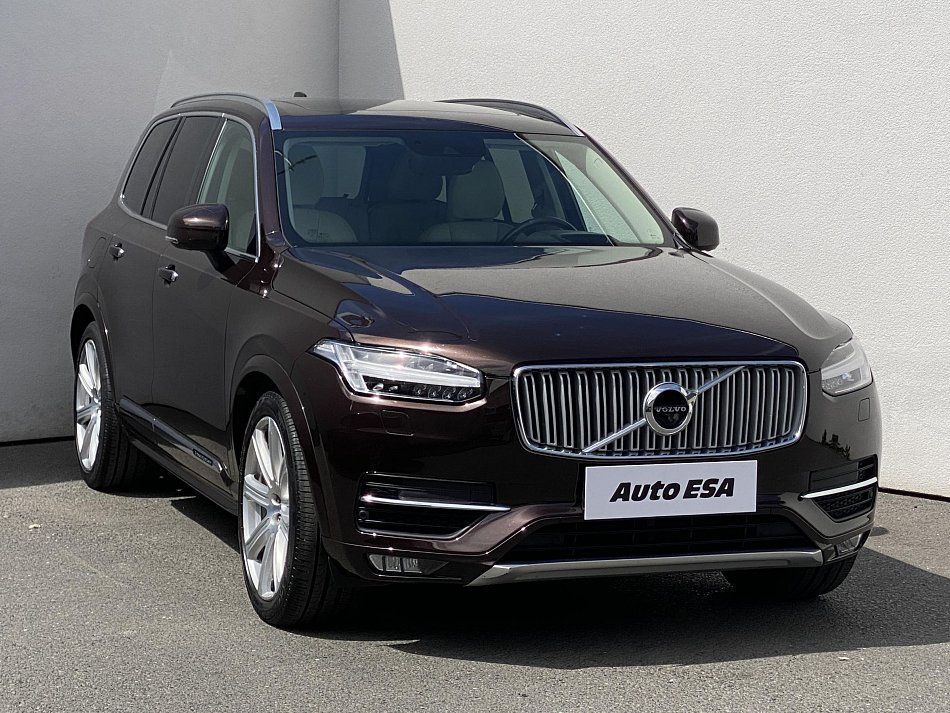 Volvo XC90 2.0 