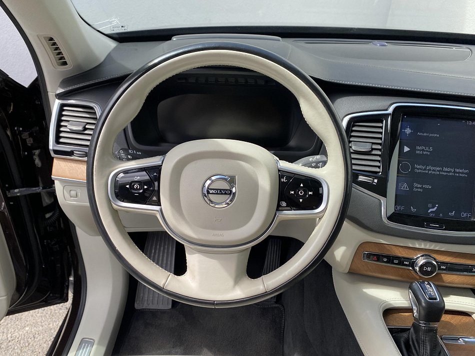 Volvo XC90 2.0 