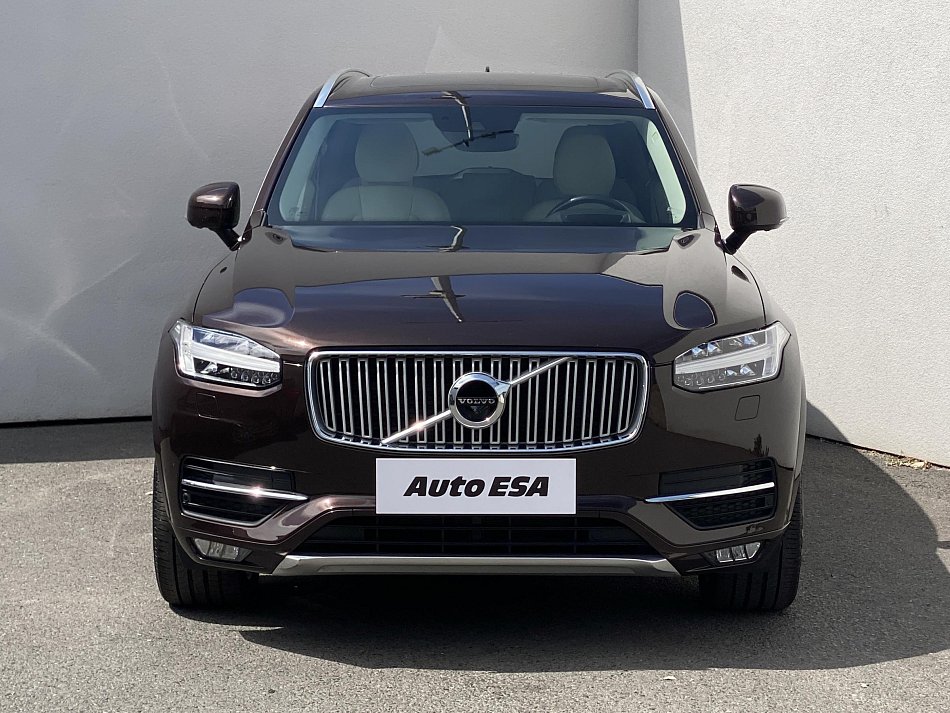Volvo XC90 2.0 