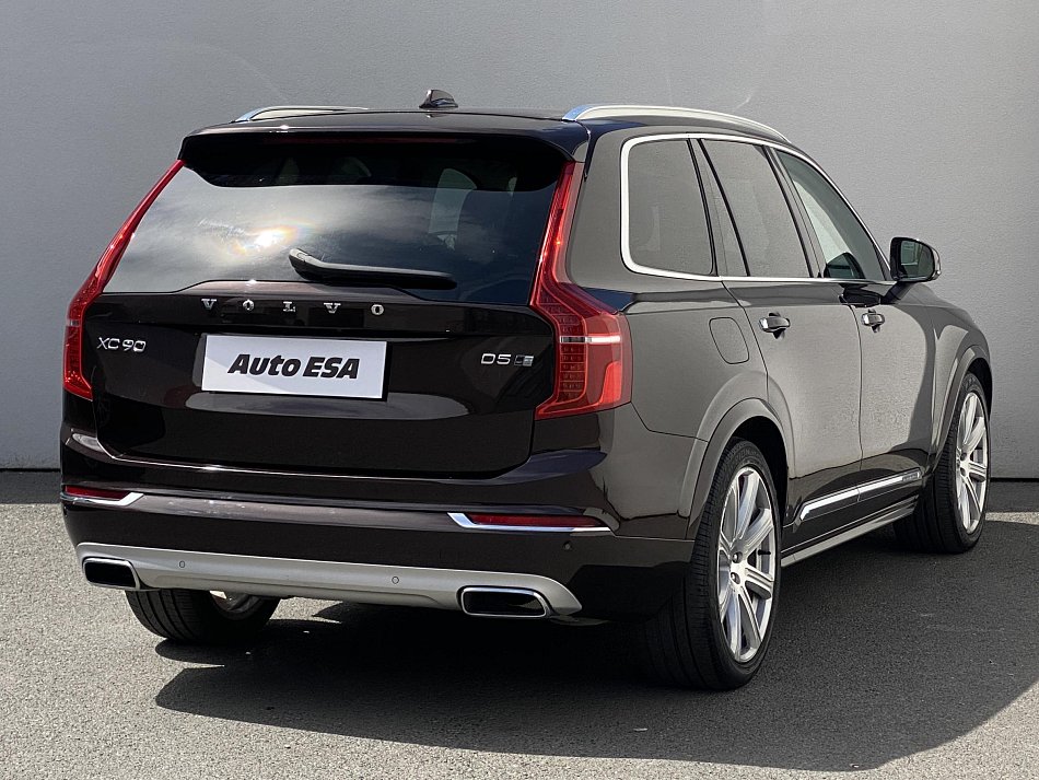 Volvo XC90 2.0 