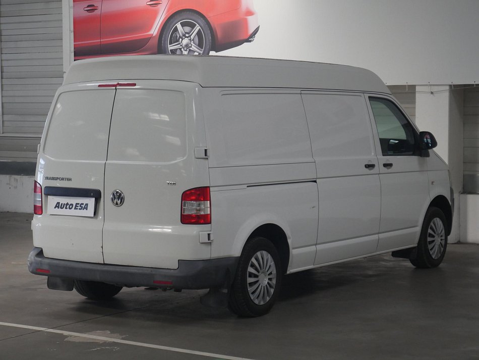 Volkswagen Transporter 2.0TDi  L2H2