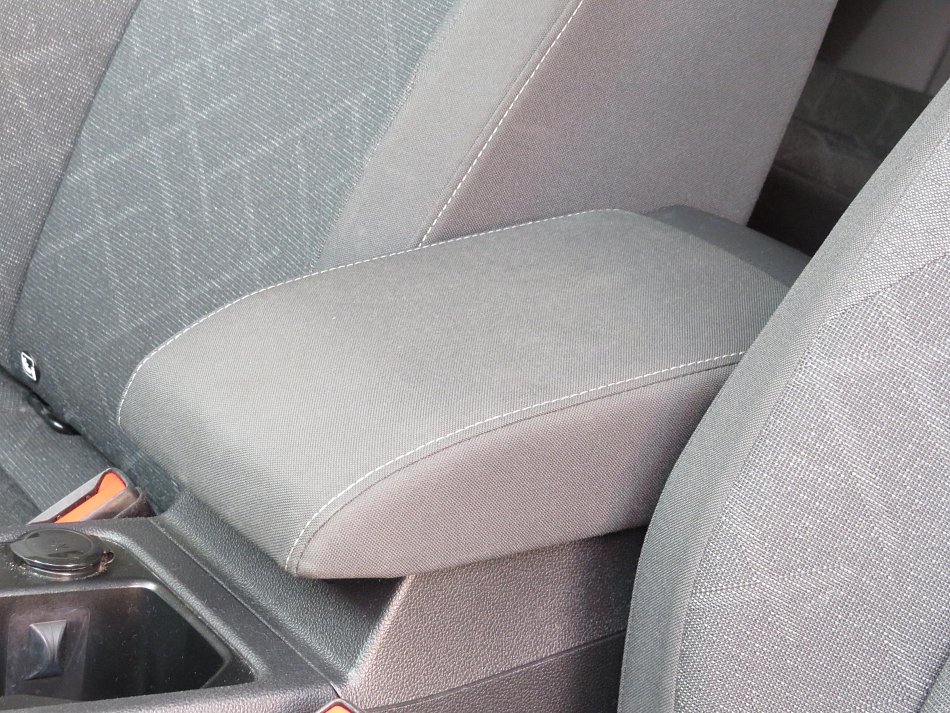 Volkswagen Golf 1.0 TSI 