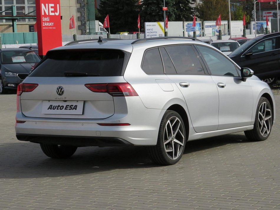 Volkswagen Golf 1.0 TSI 