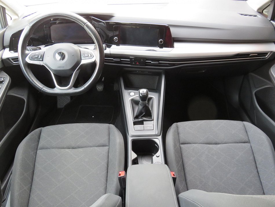 Volkswagen Golf 1.0 TSI 