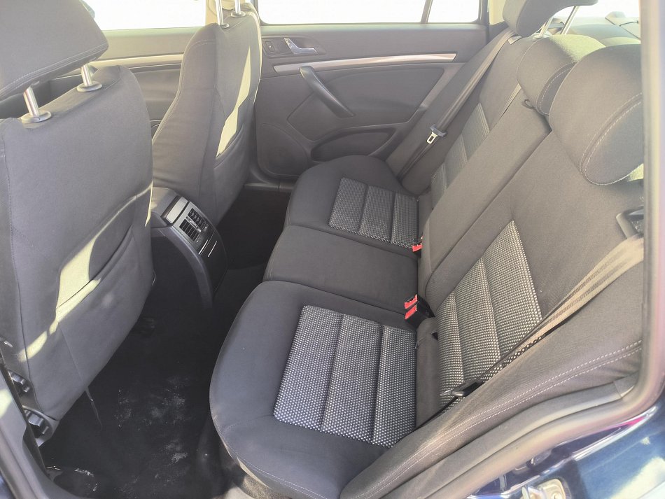 Škoda Octavia II 1.6 FSI  Sport