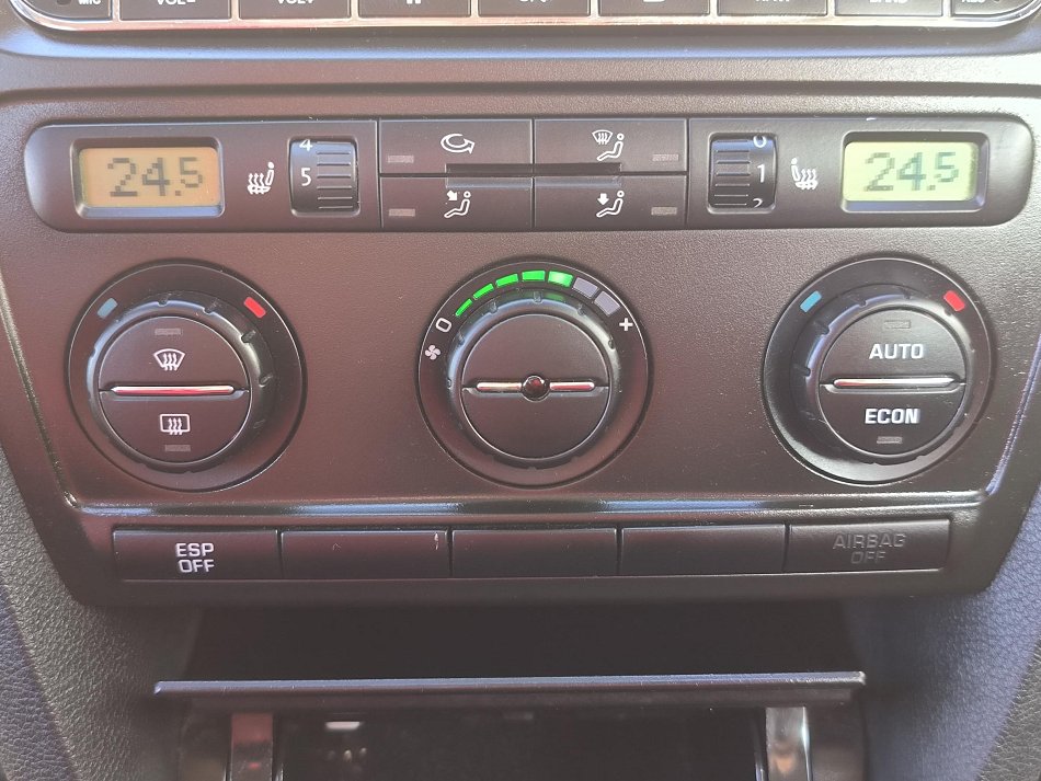 Škoda Octavia II 1.6 FSI  Sport