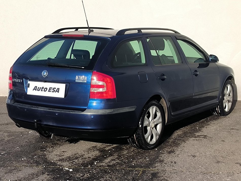 Škoda Octavia II 1.6 FSI  Sport