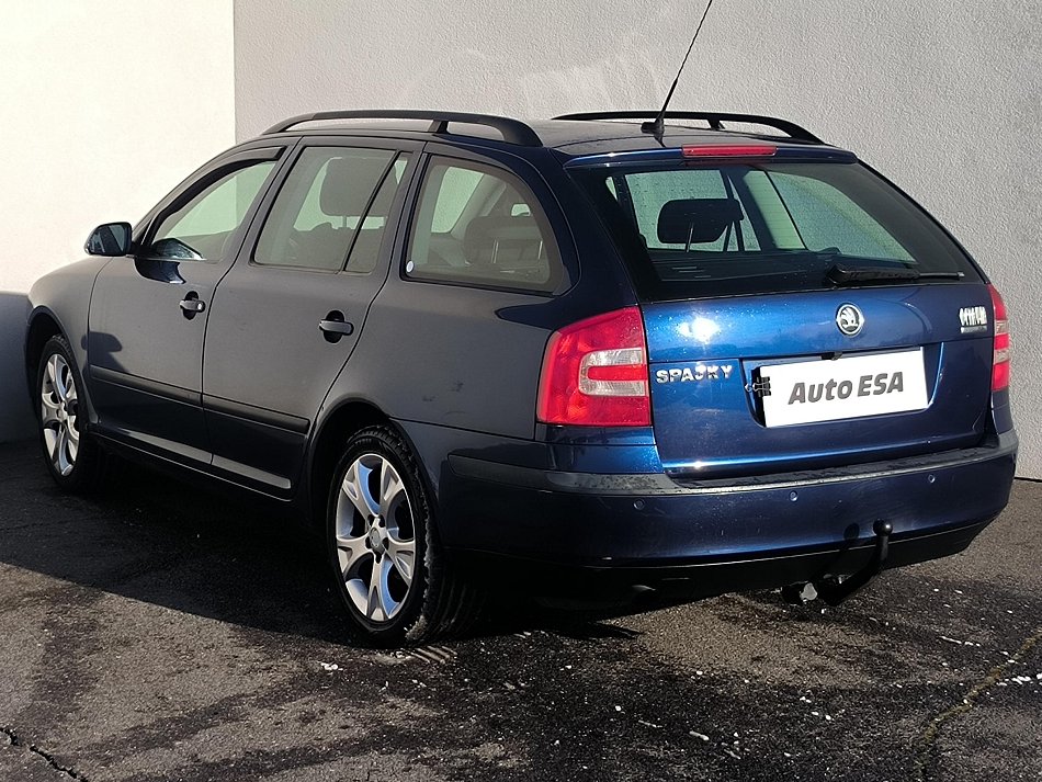 Škoda Octavia II 1.6 FSI  Sport