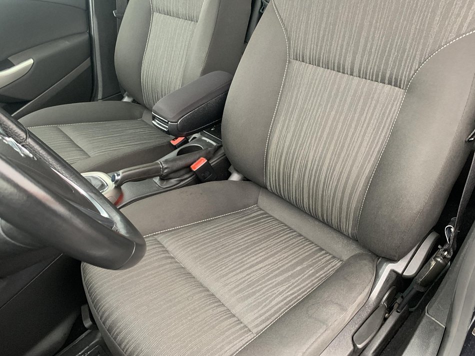 Opel Astra 1.6i  SportTourer