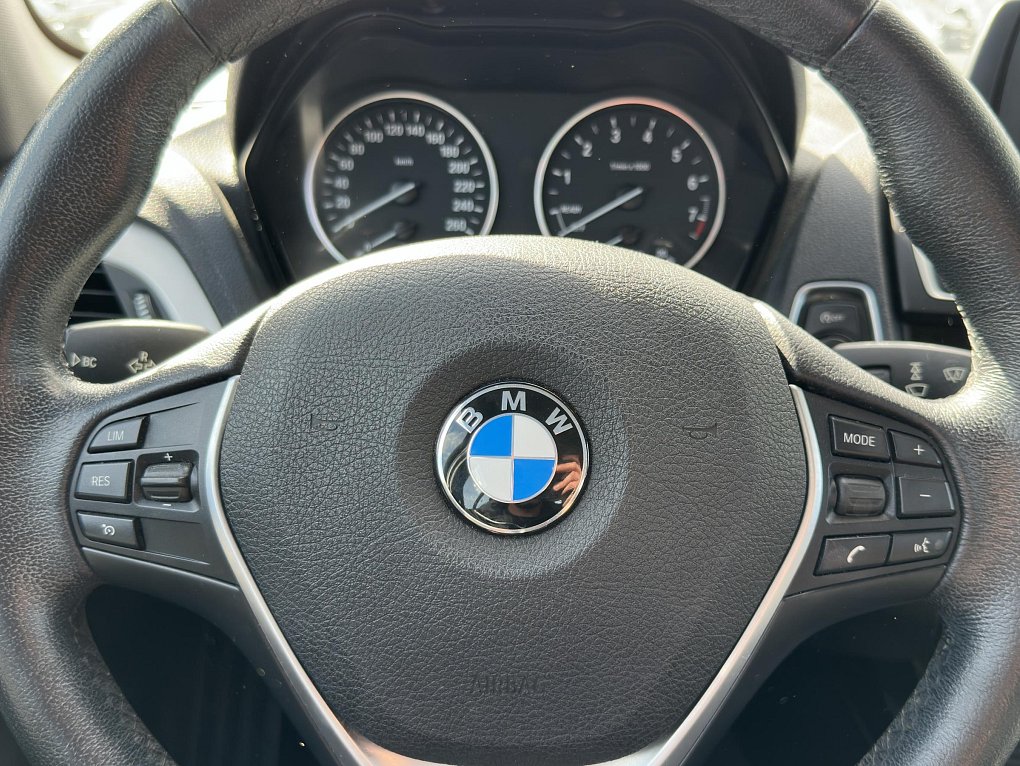 BMW Řada 1 1.5 i Advantage 116i