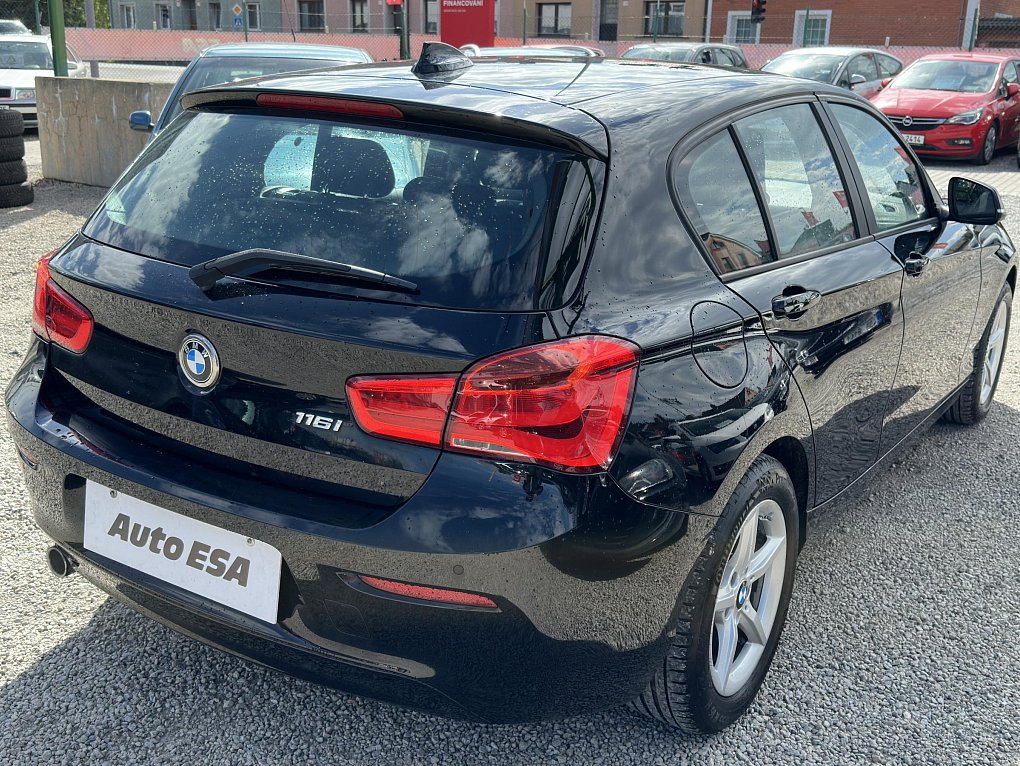 BMW Řada 1 1.5 i Advantage 116i