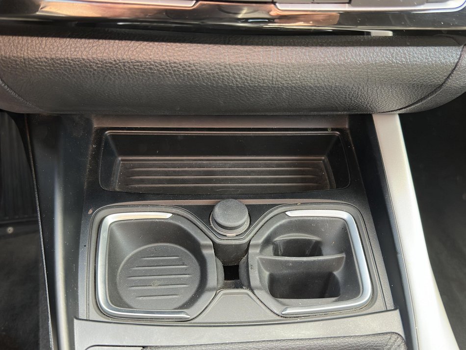 BMW Řada 1 1.5 i Advantage 116i