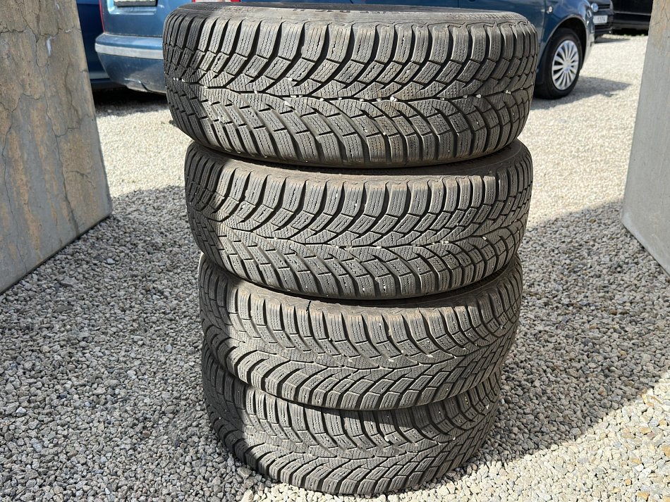 BMW Řada 1 1.5 i Advantage 116i