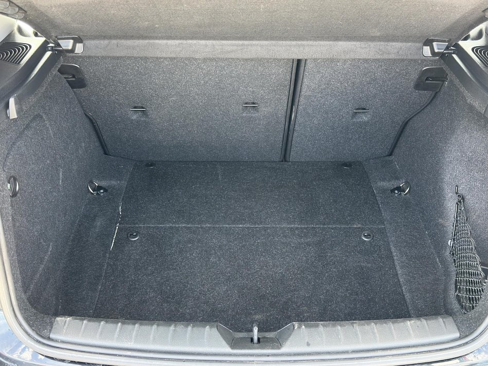 BMW Řada 1 1.5 i Advantage 116i