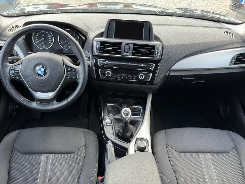 BMW Řada 1 1.5 i Advantage 116i