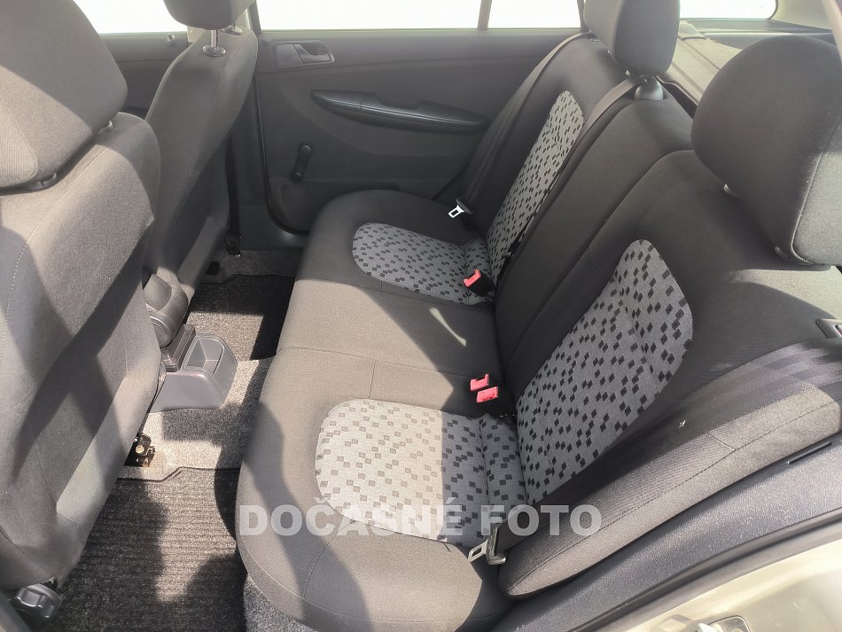 Škoda Fabia I 1.4i 16V 