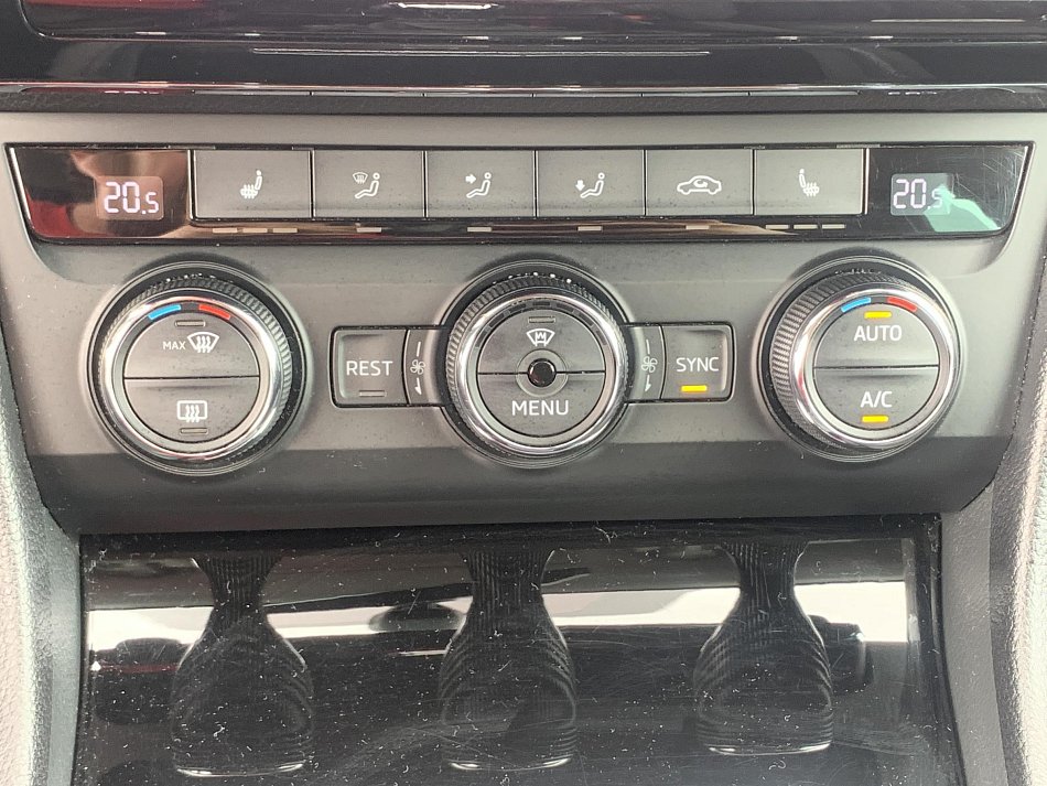 Škoda Superb III 2.0 Style