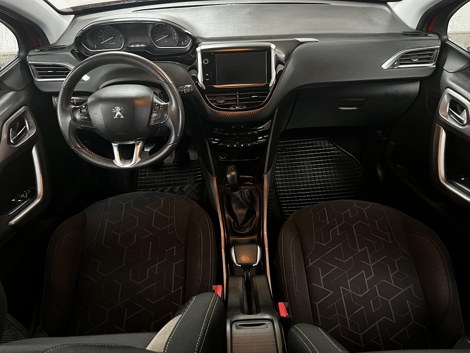 Peugeot 2008 1.2 