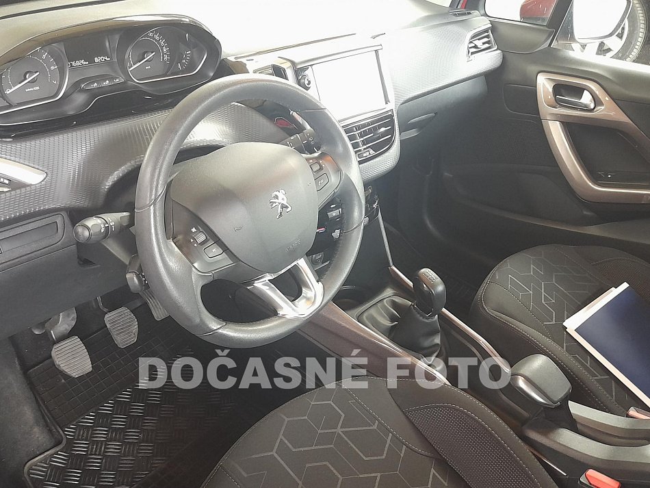Peugeot 2008 1.2 