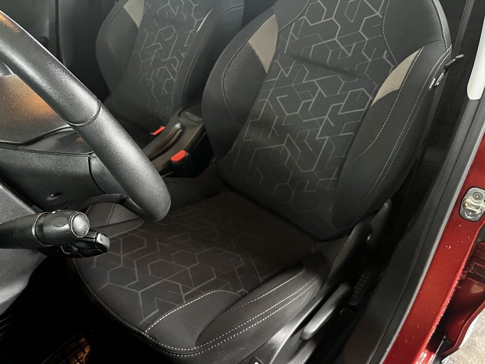 Peugeot 2008 1.2 